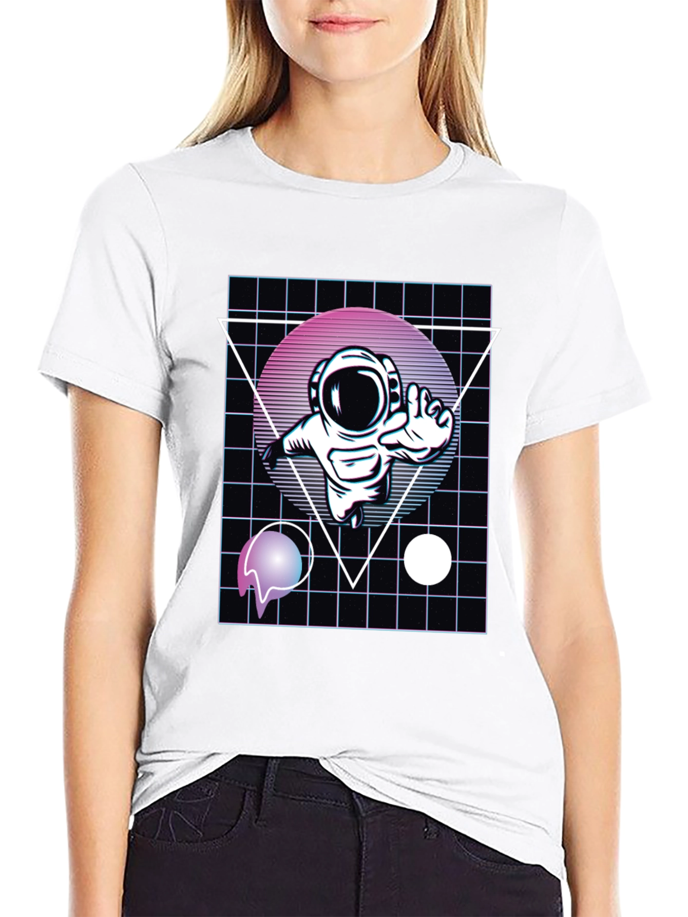 Retro Astronaut Graphic Tee - Cool Space Design