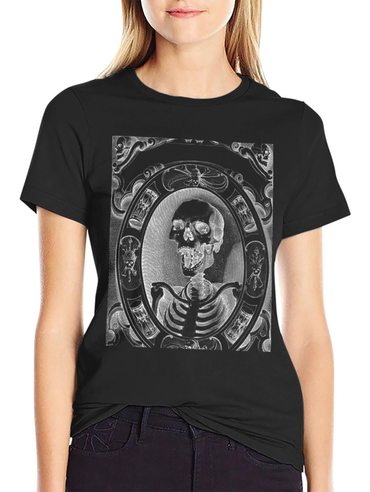 Vintage Skull Framed Graphic T-Shirt