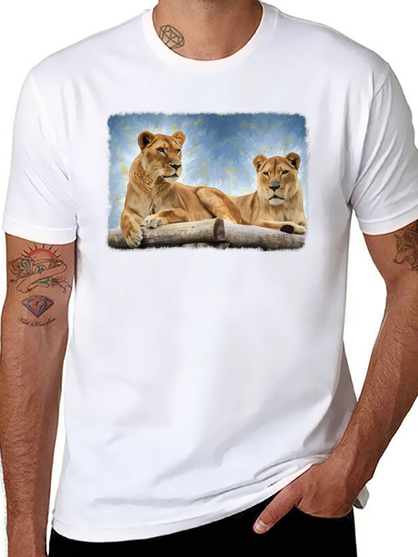 Lioness Graphic Print Black T-Shirt