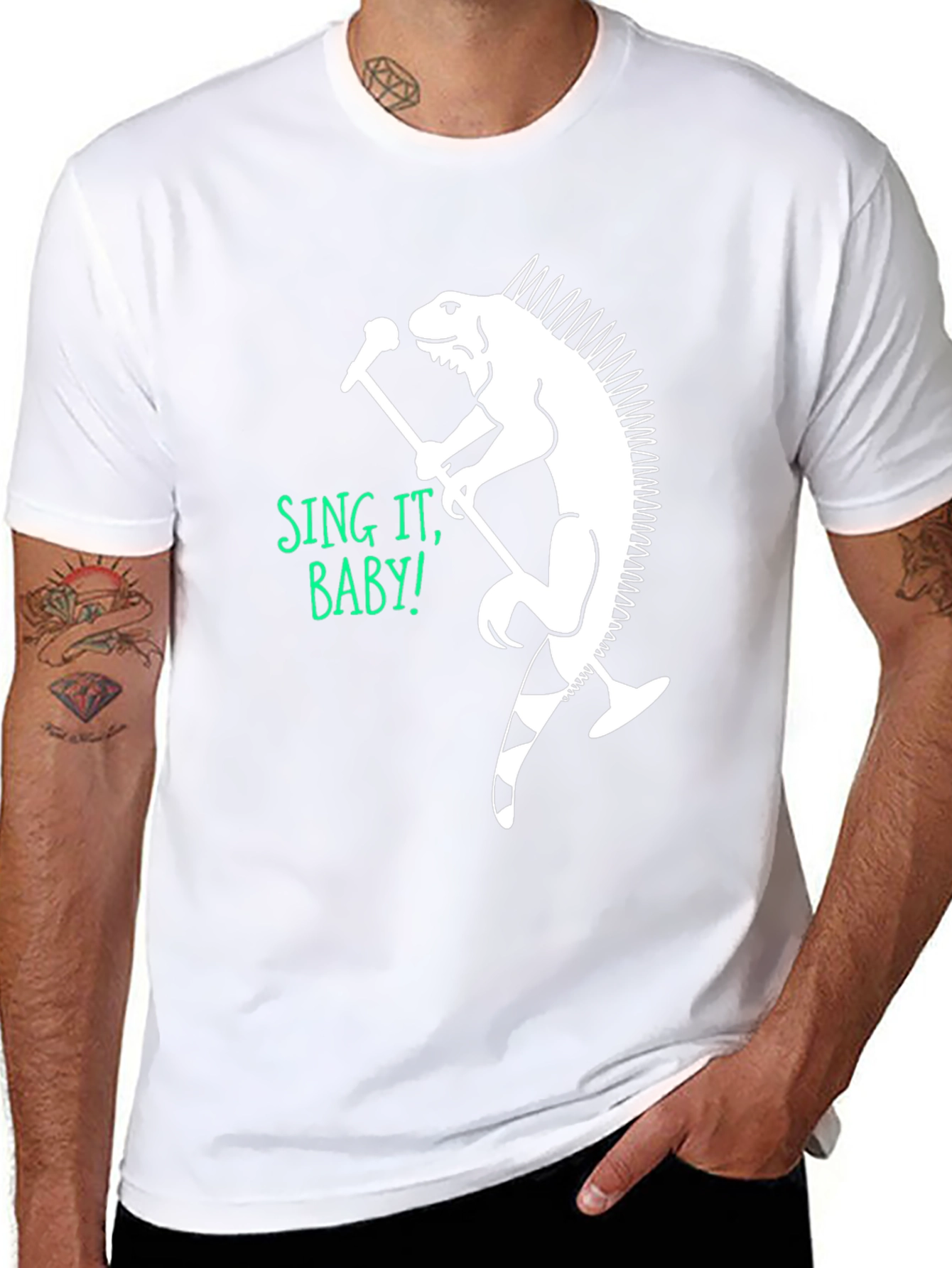 Iguana Singer Graphic T-Shirt