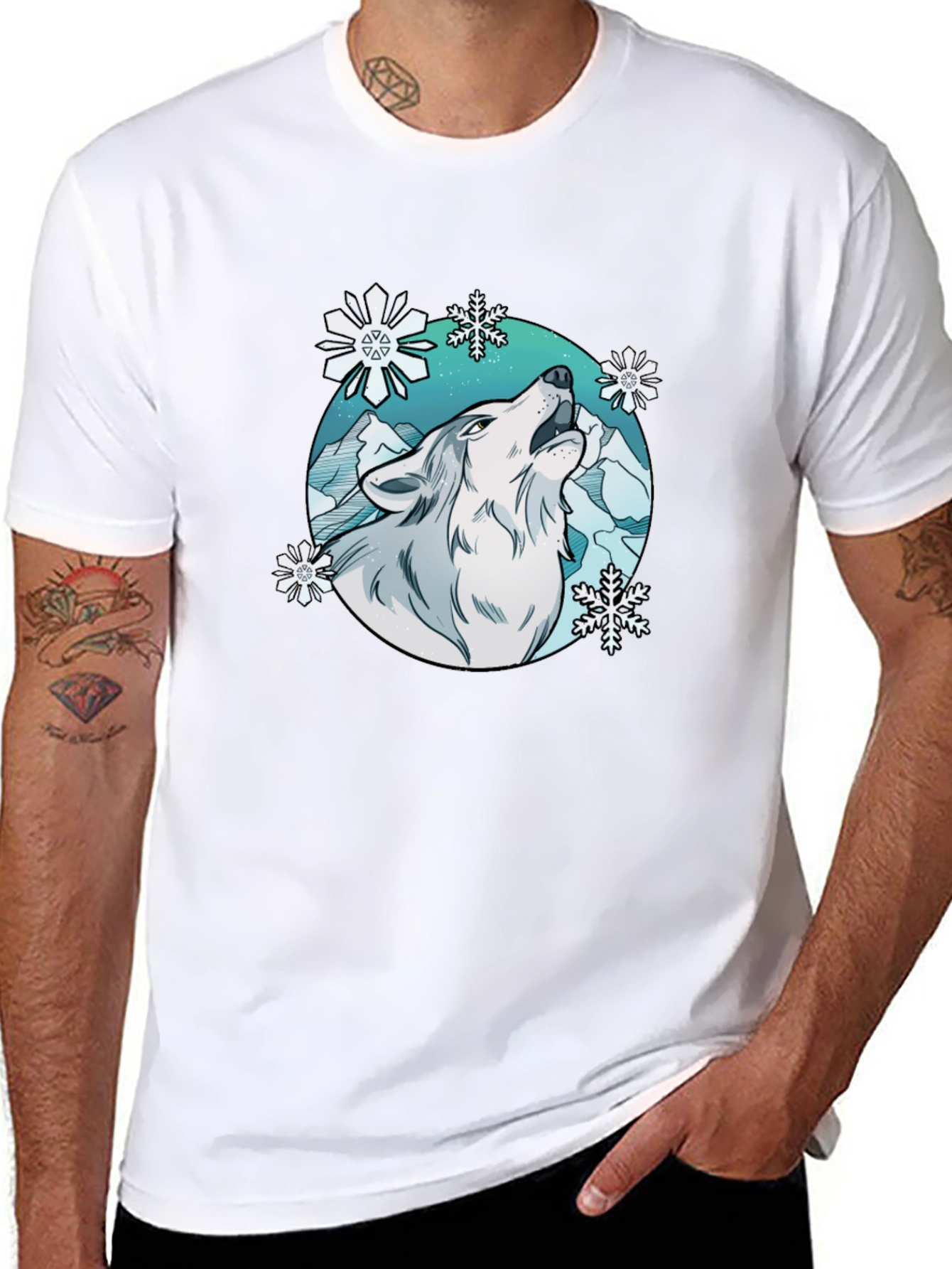 Wolf Howl Snowflake Graphic T-Shirt - Winter Style