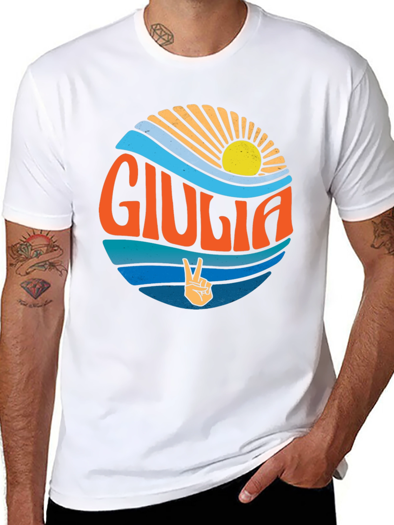 Giulia Peace Sign Graphic Tee - Retro Beach Vibes