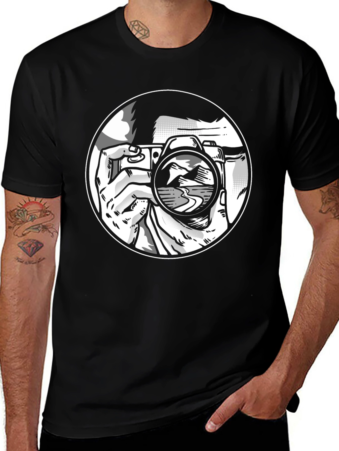 Photographer Graphic T-Shirt - Black Crew Neck Tee