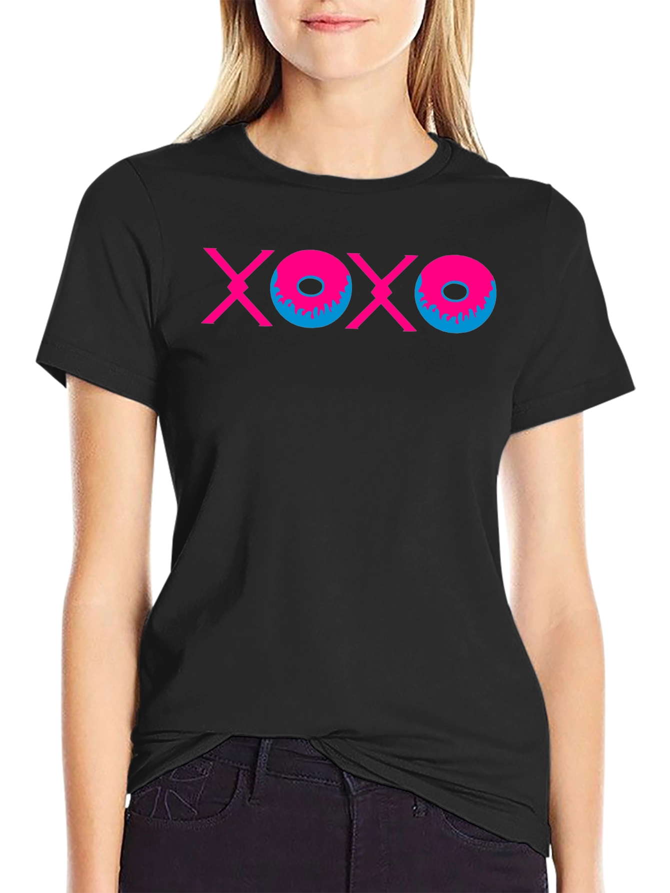 XOXO Graphic Tee - Trendy Hugs & Kisses T-Shirt