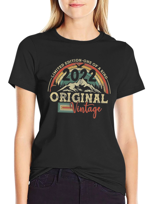Retro 2022 Limited Edition Vintage T-Shirt