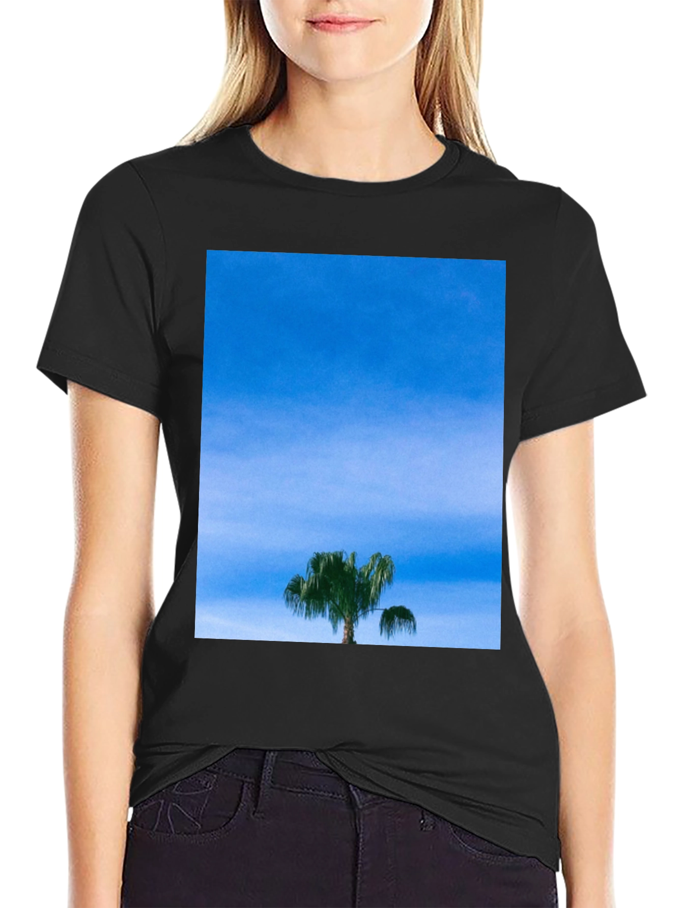 Palm Tree Sky Graphic Tee - Casual Comfort