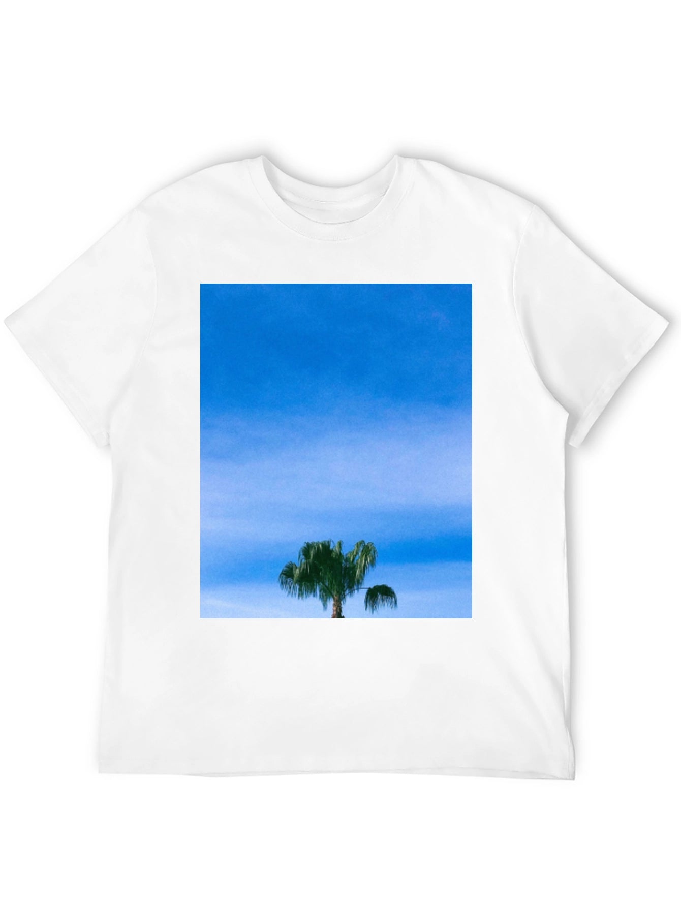 Palm Tree Sky Graphic Tee - Casual Comfort