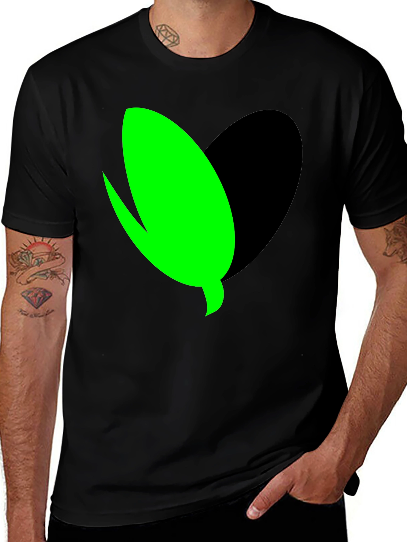 Modern Alien Eye Graphic Tee - Black