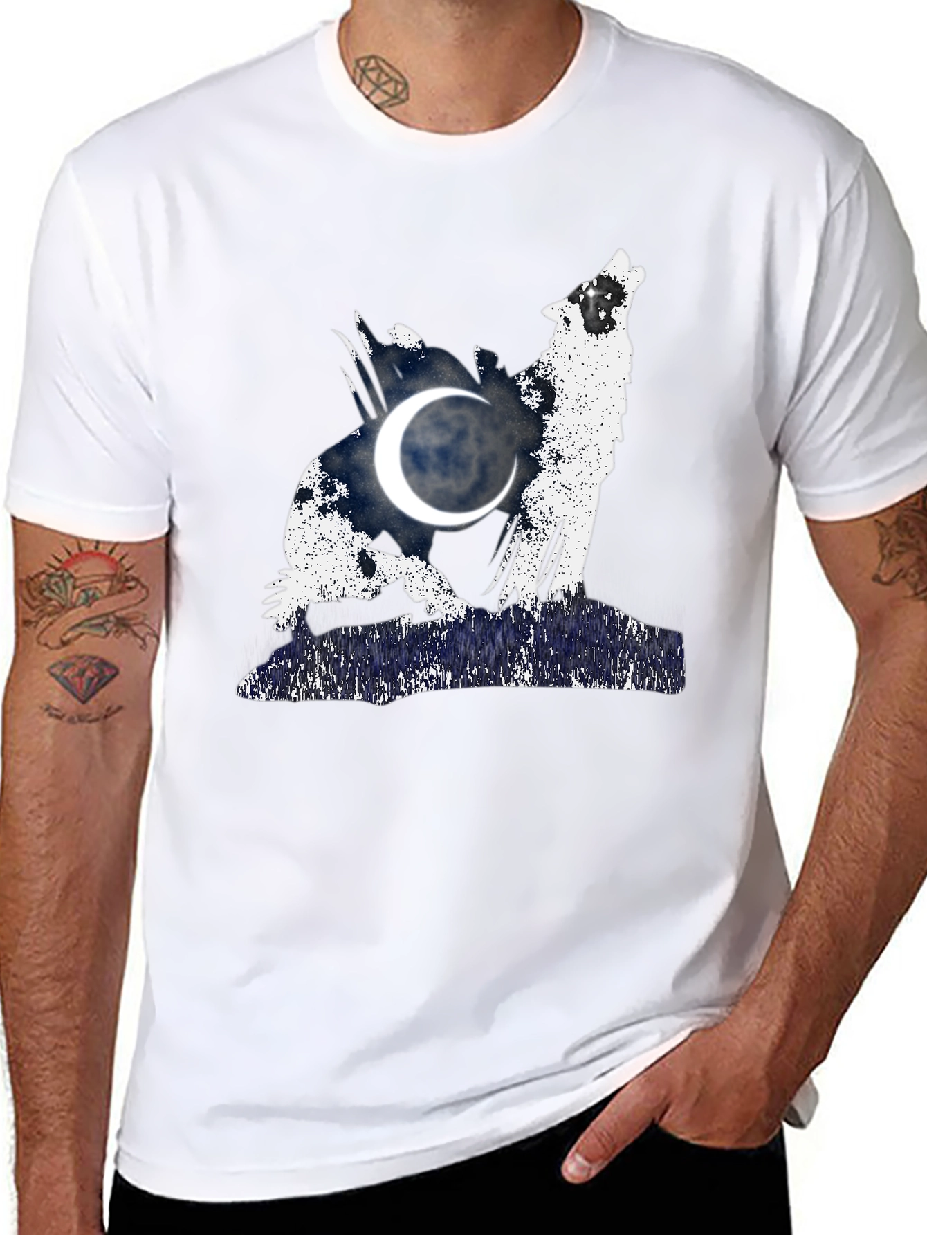 Wolf Howling at Moon Graphic T-Shirt