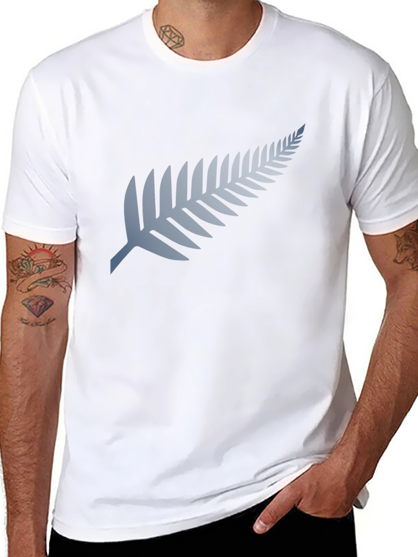 Silver Fern Black Tee - New Zealand Style