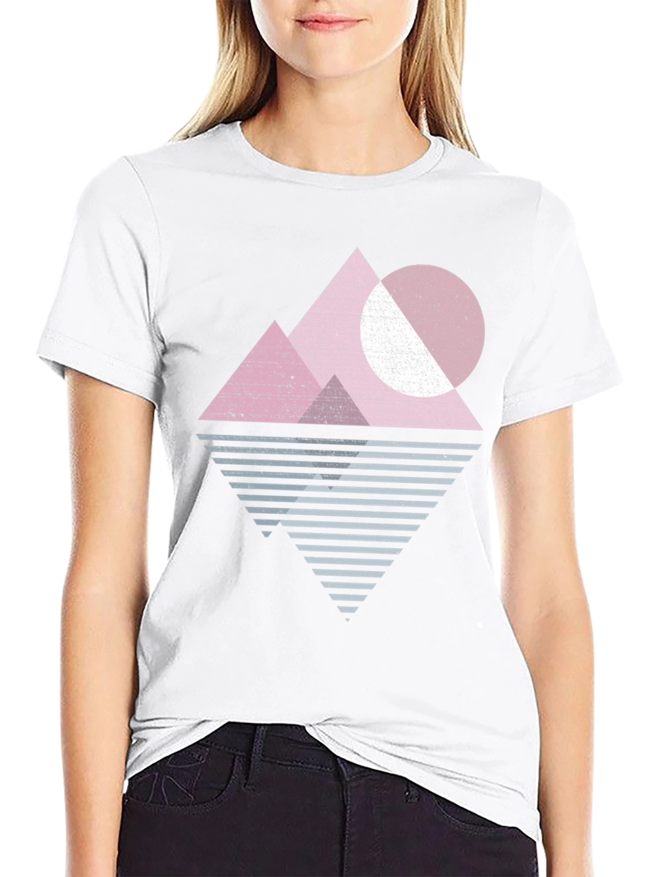 Geometric Mountain Graphic Tee - Retro Style Black T-Shirt