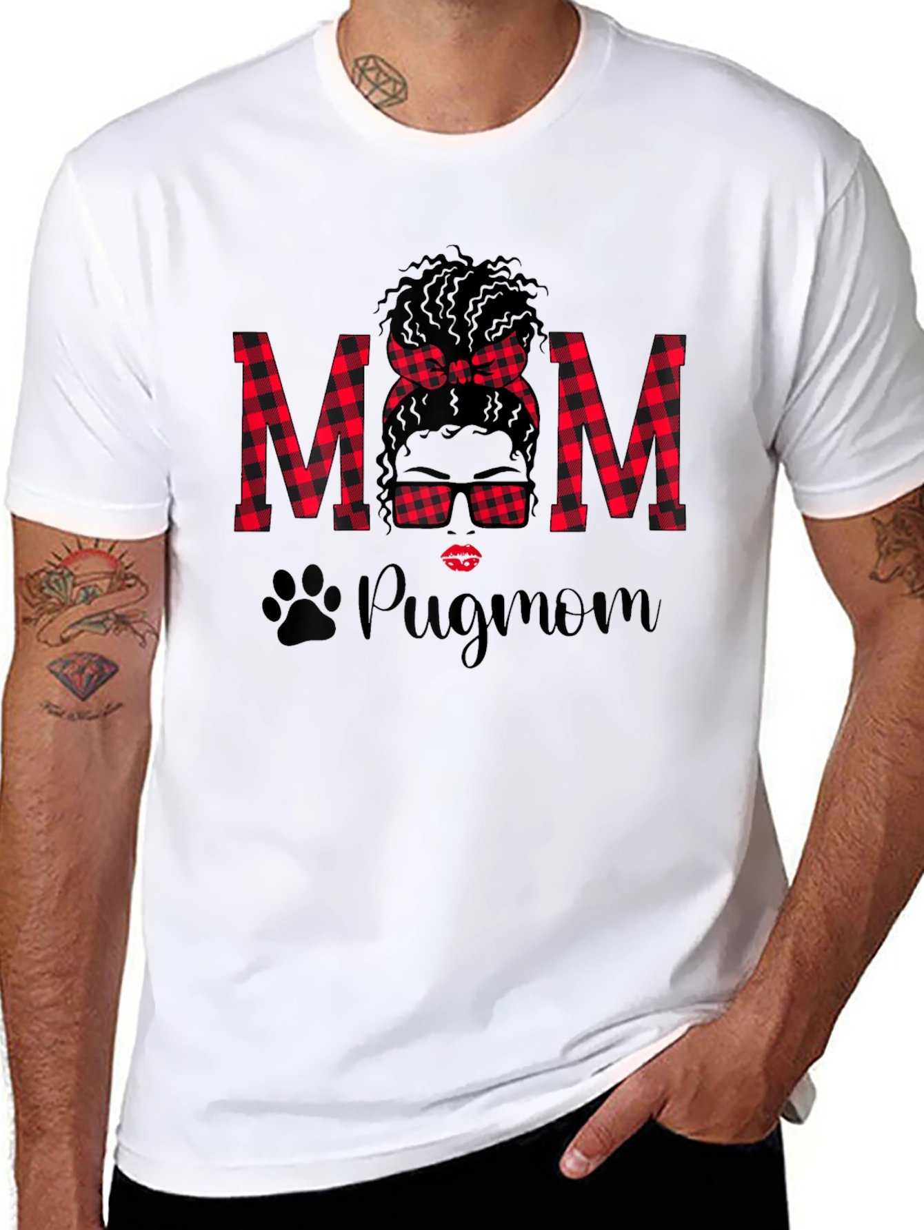 Pug Mom Buffalo Plaid Graphic Tee