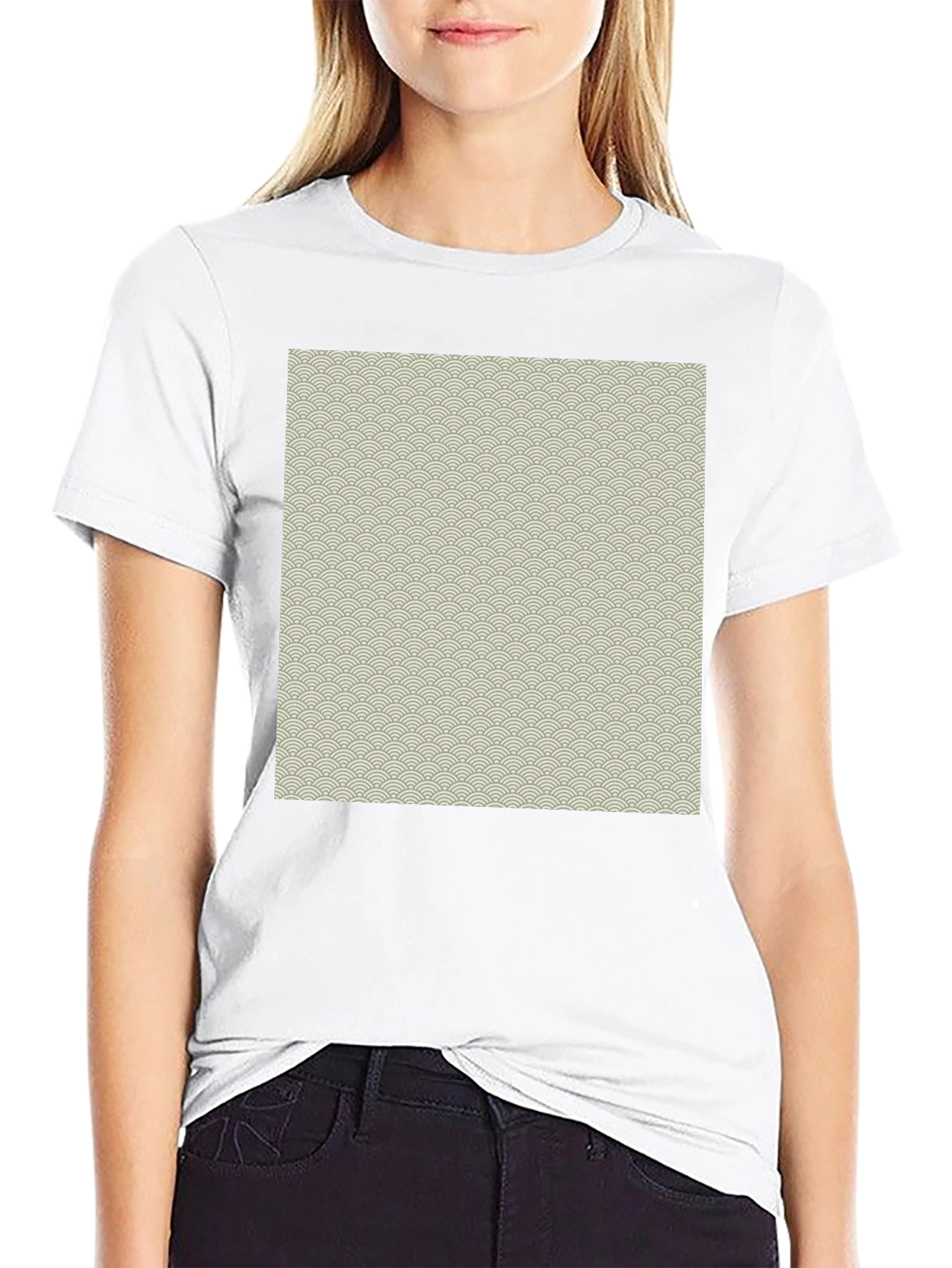 Wave Pattern Graphic T-Shirt - Classic Casual Style