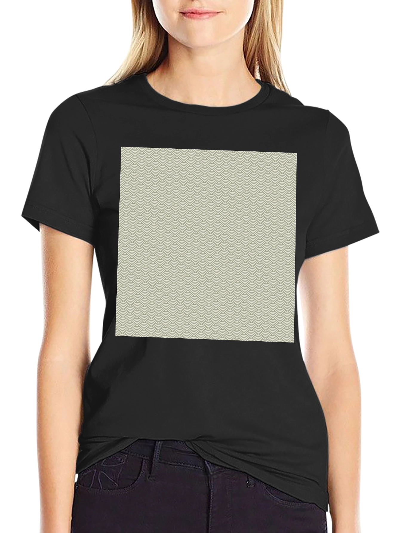 Wave Pattern Graphic T-Shirt - Classic Casual Style