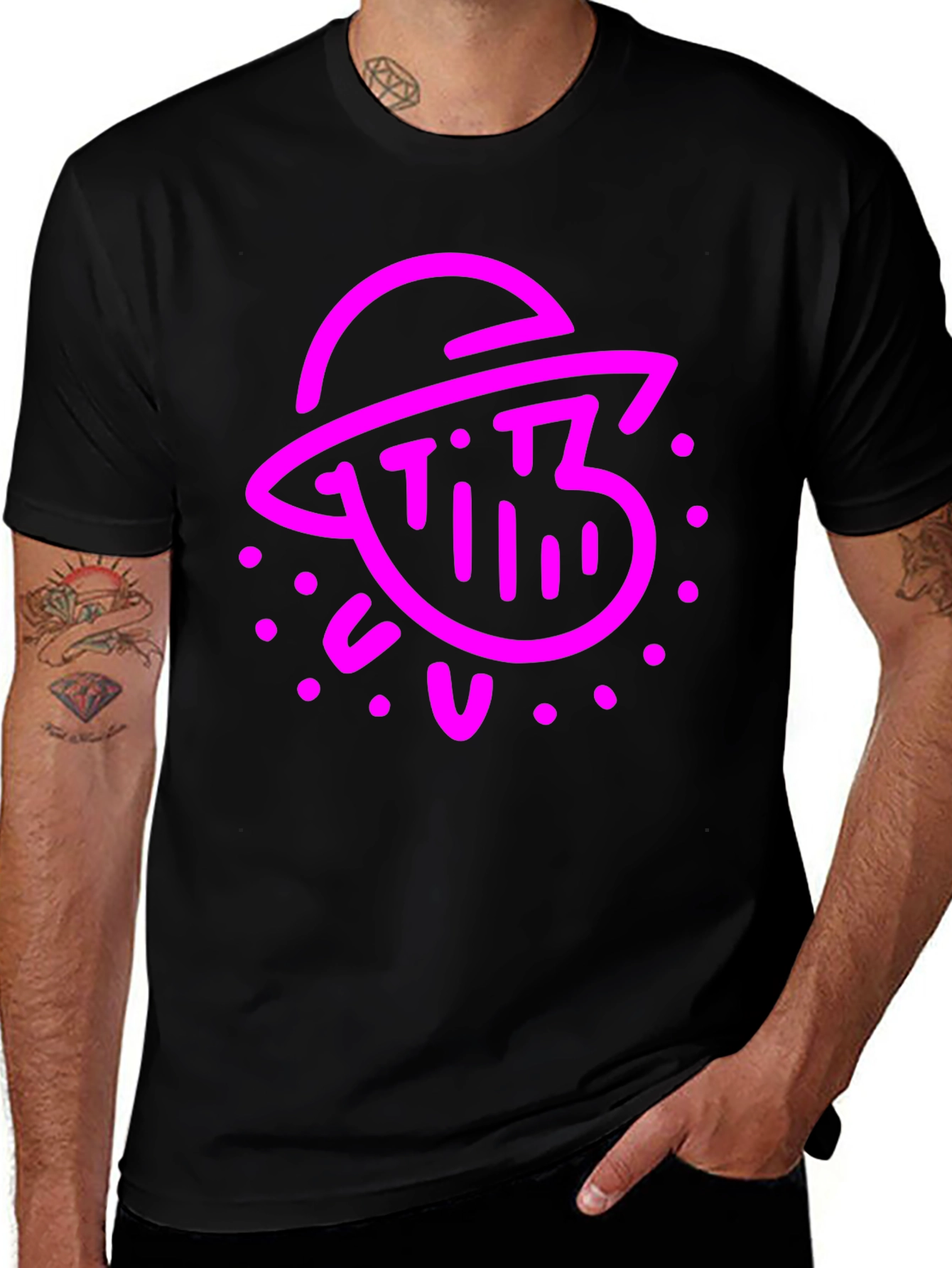 Retro Pink Alien Graphic Black T-Shirt