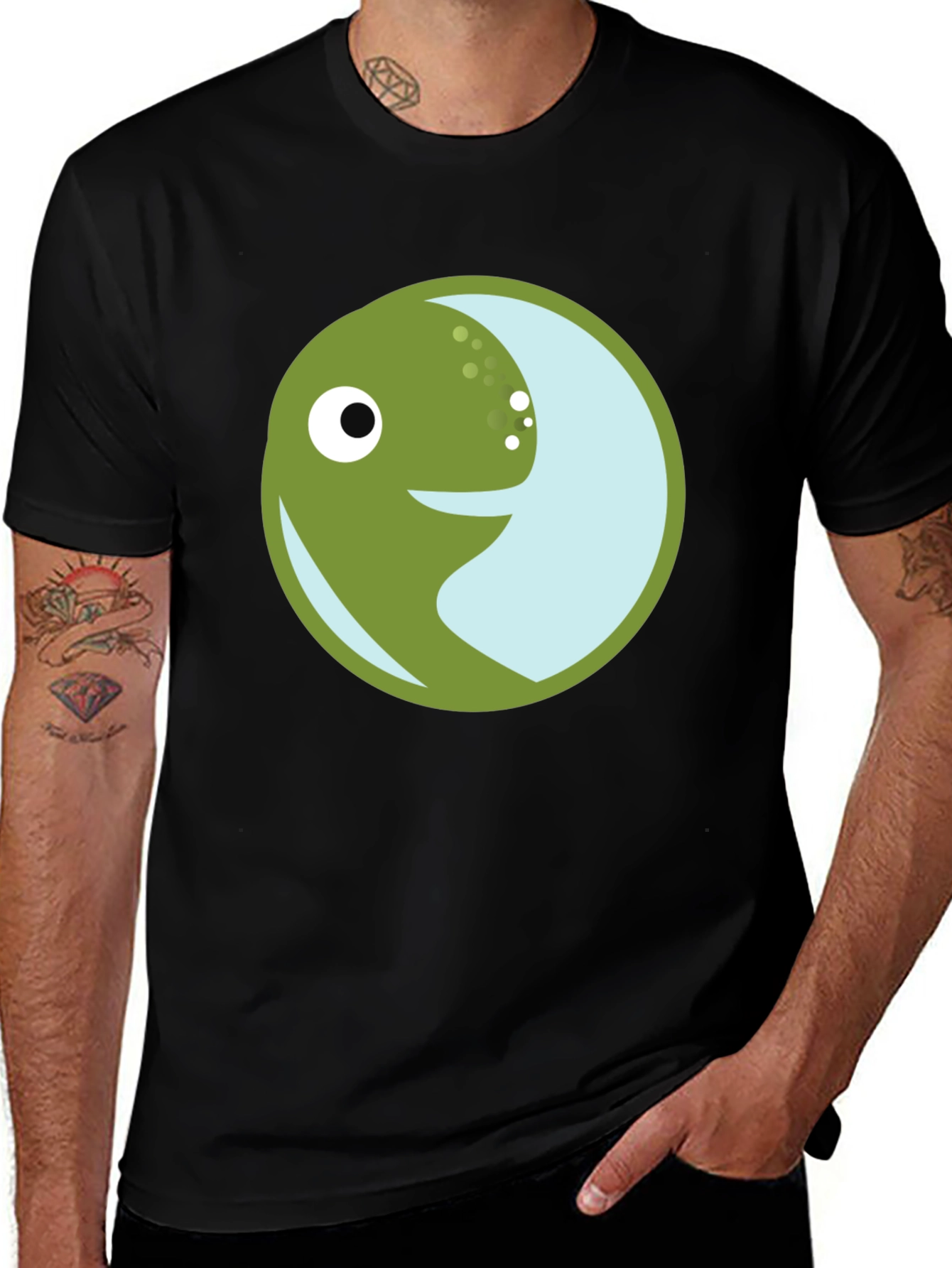 Smiling Circle Graphic T-Shirt - Black