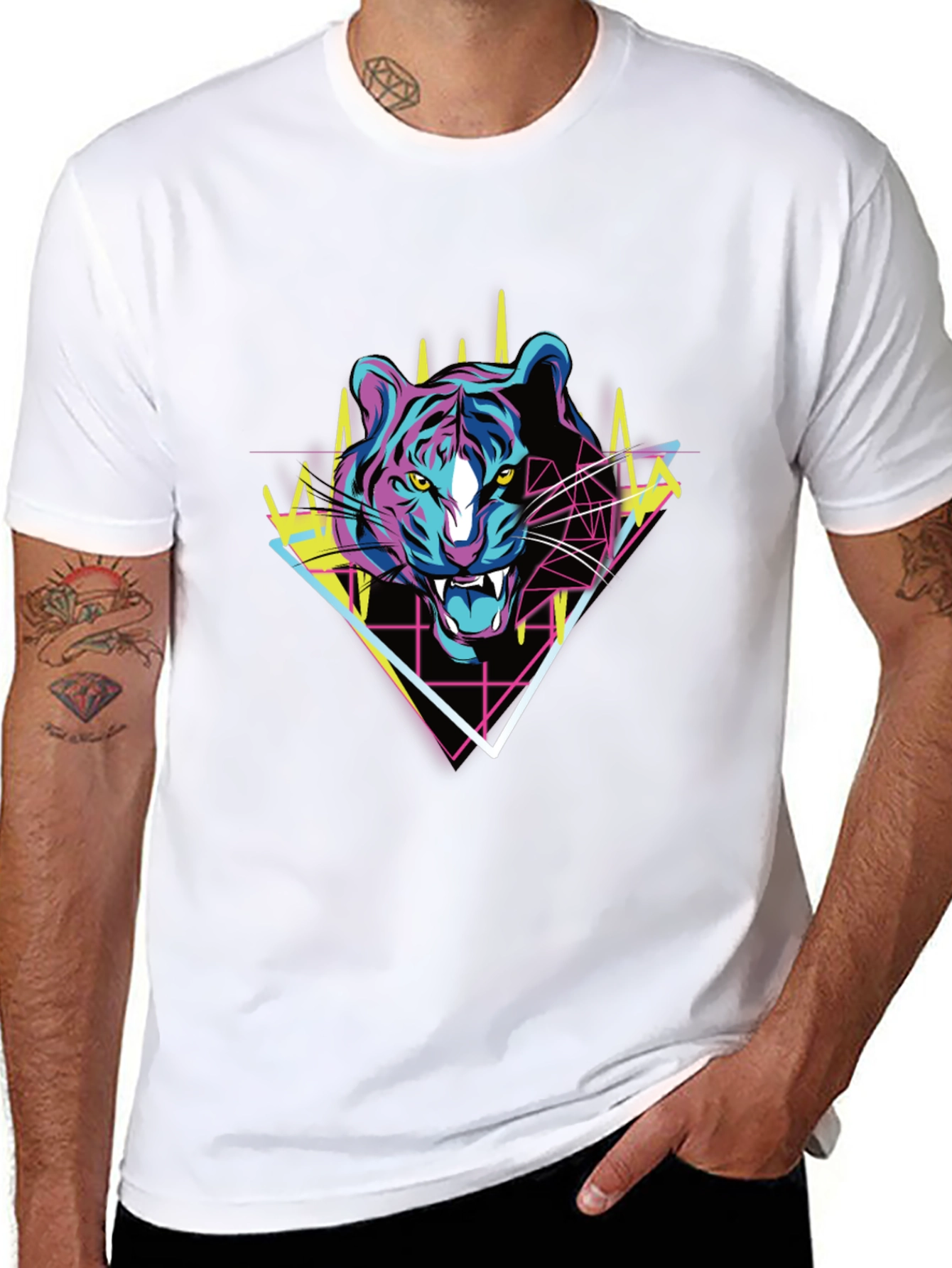 Retro Tiger Graphic Tee - Bold Animal Print T-Shirt
