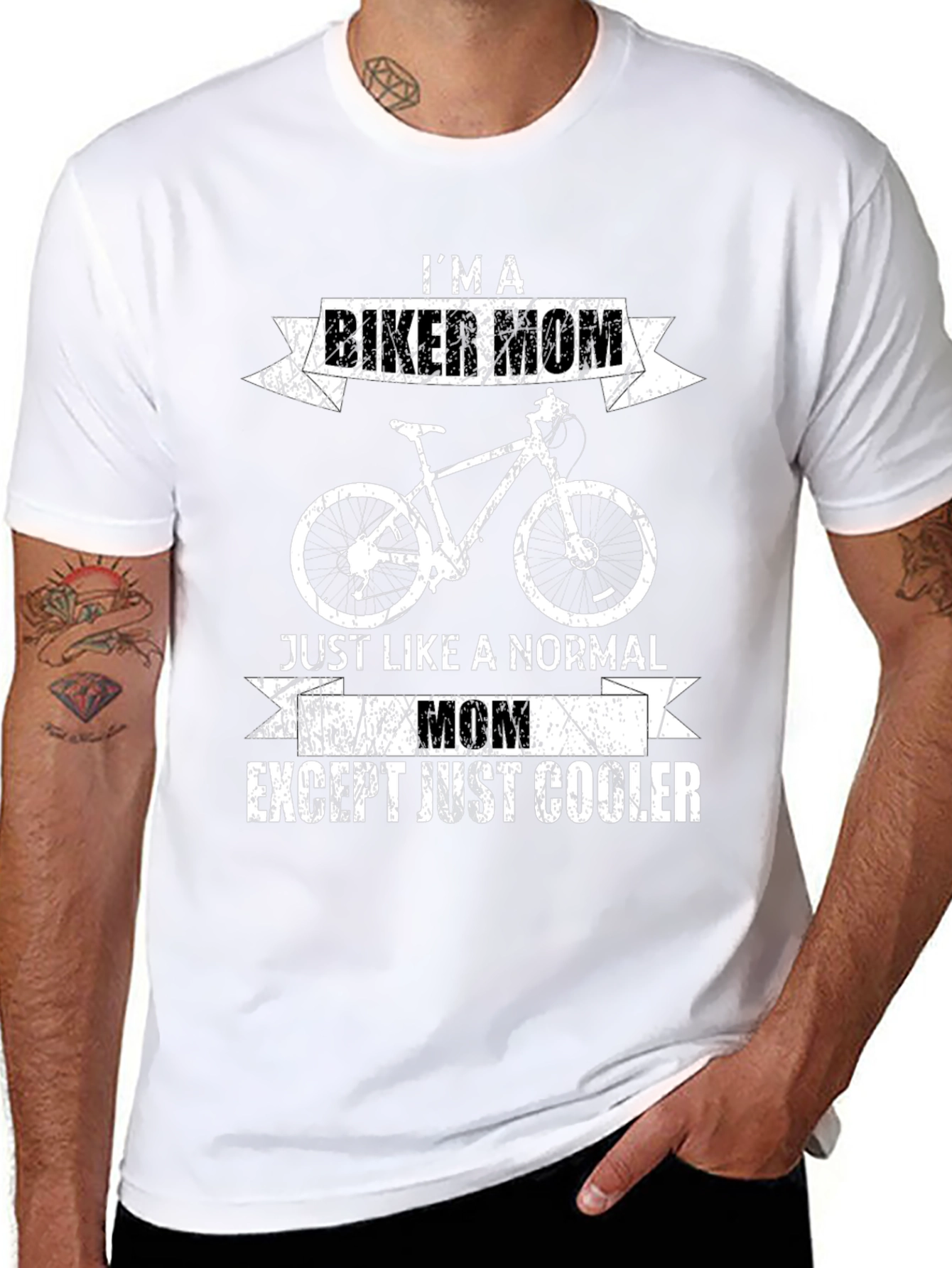 Im a Biker Mom T-Shirt - Cool Graphic Tee