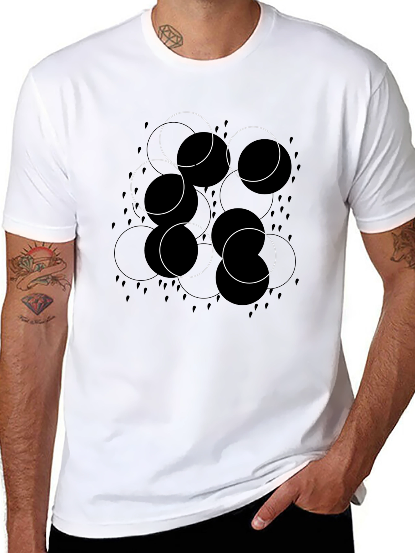 Modern Circle Graphic Black T-Shirt