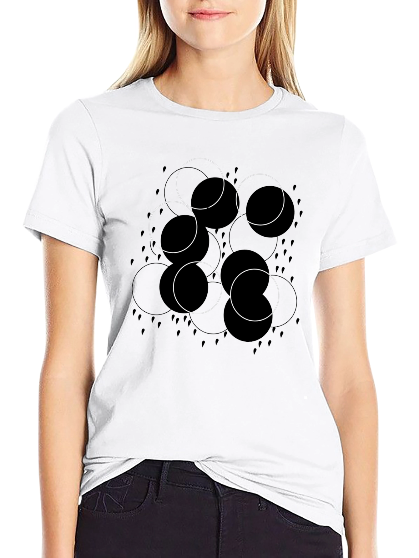 Modern Circle Graphic Black T-Shirt