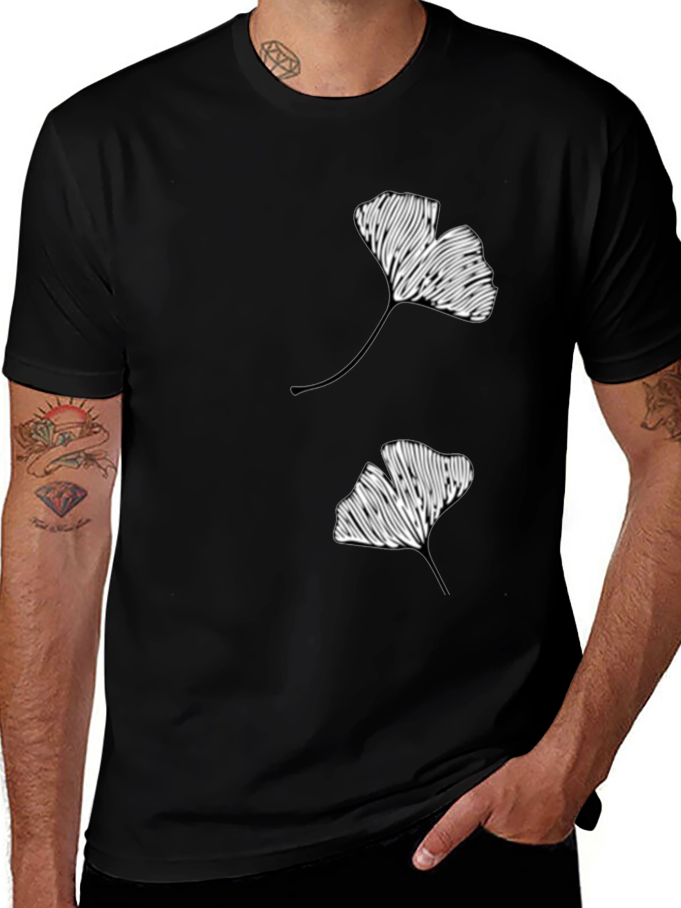 Ginkgo Leaf Graphic Print Black T-Shirt