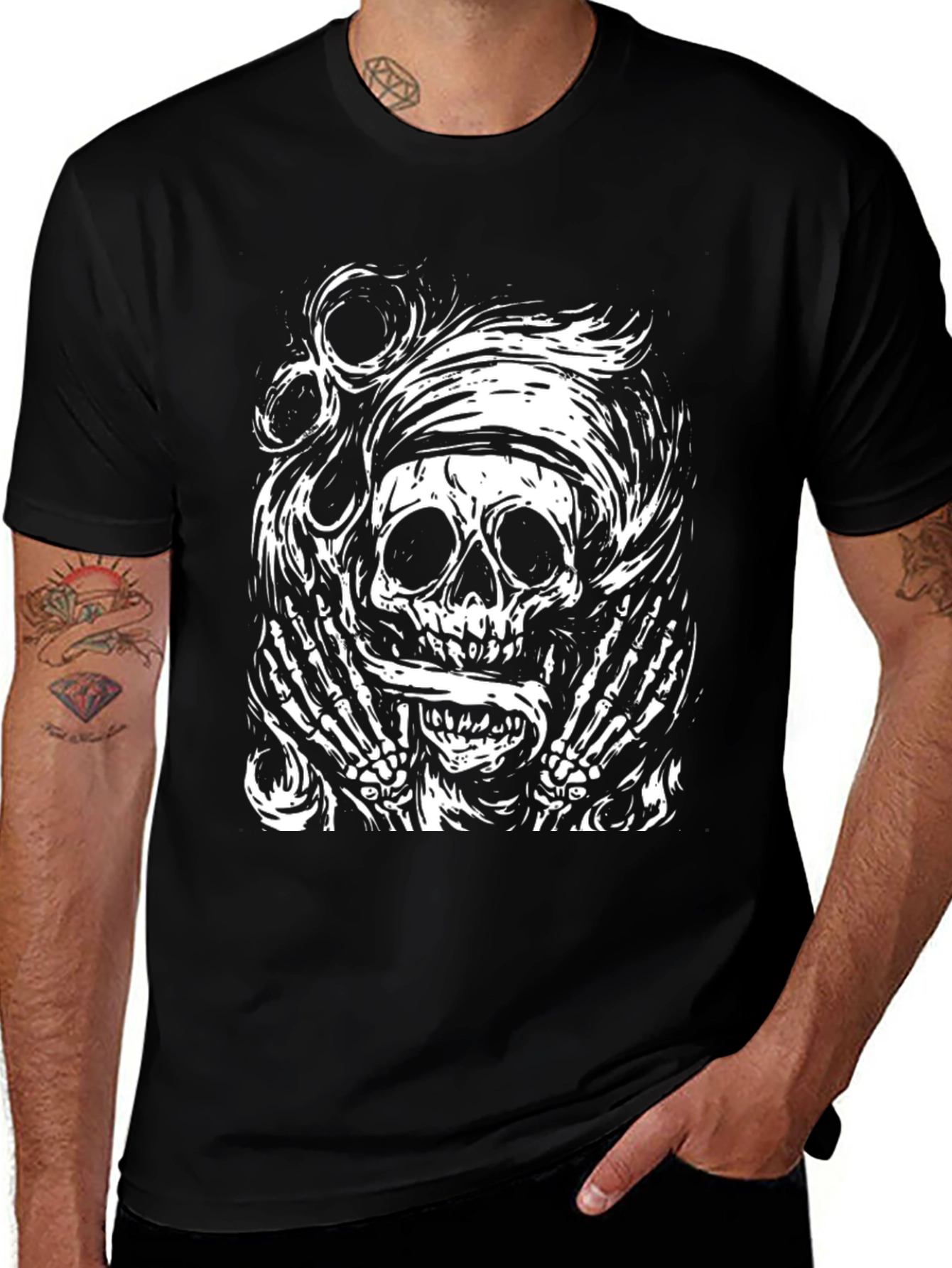 Skull Graphic Tee - Black Cotton T-Shirt