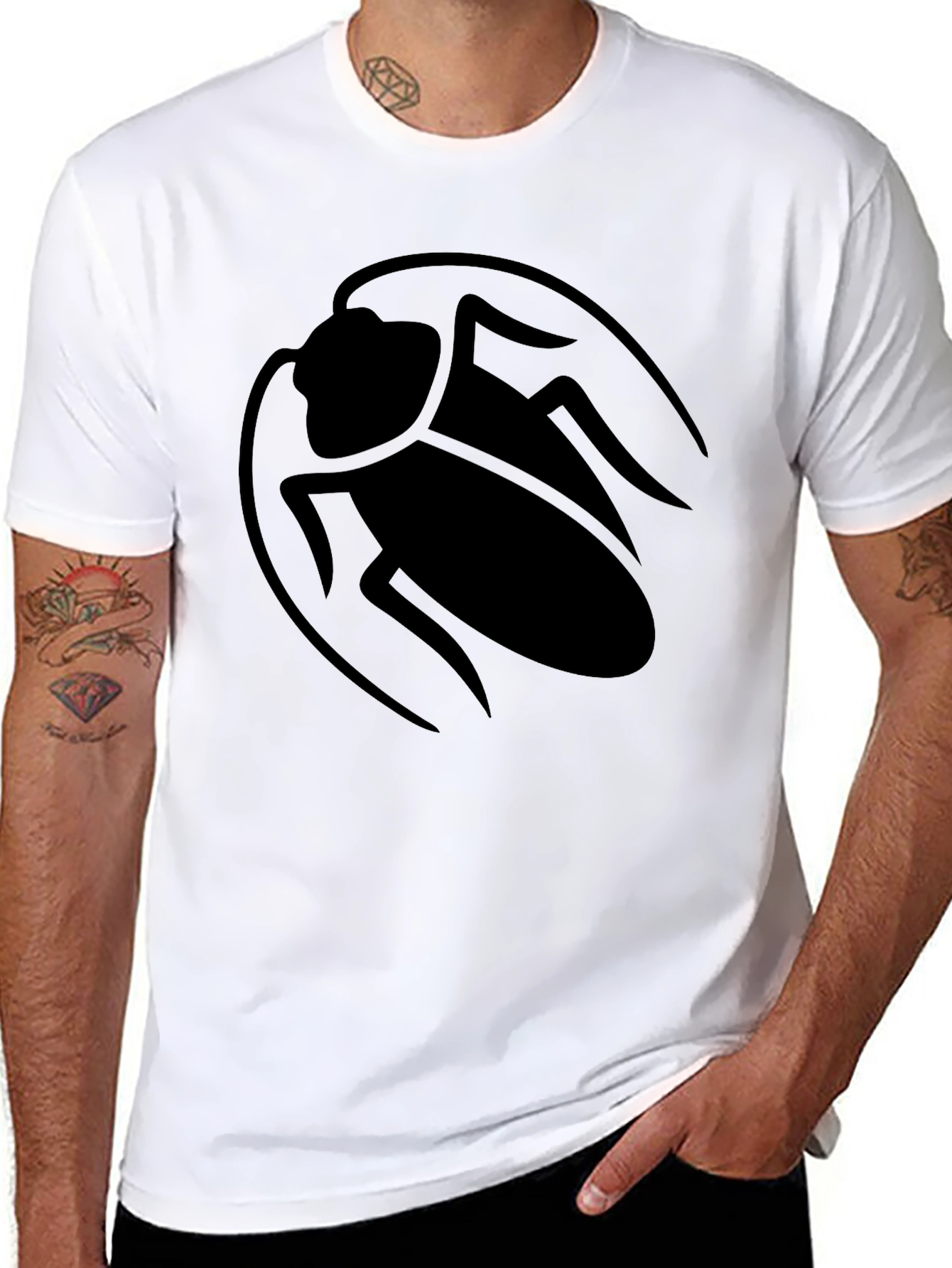 Black Roach Graphic Tee - Bold Insect Design