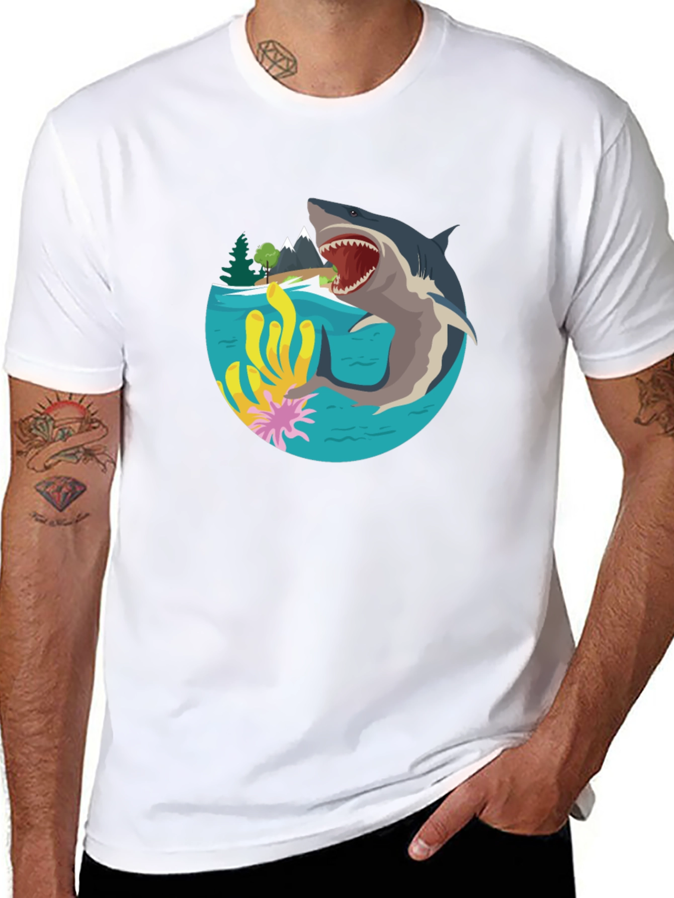 Shark Graphic Print T-Shirt - Black