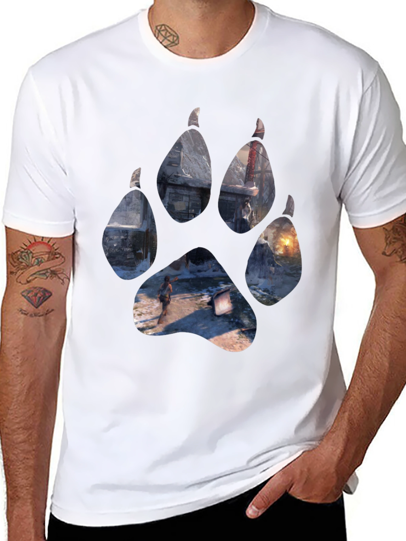 Wolf Paw Print Game Graphic Black T-Shirt