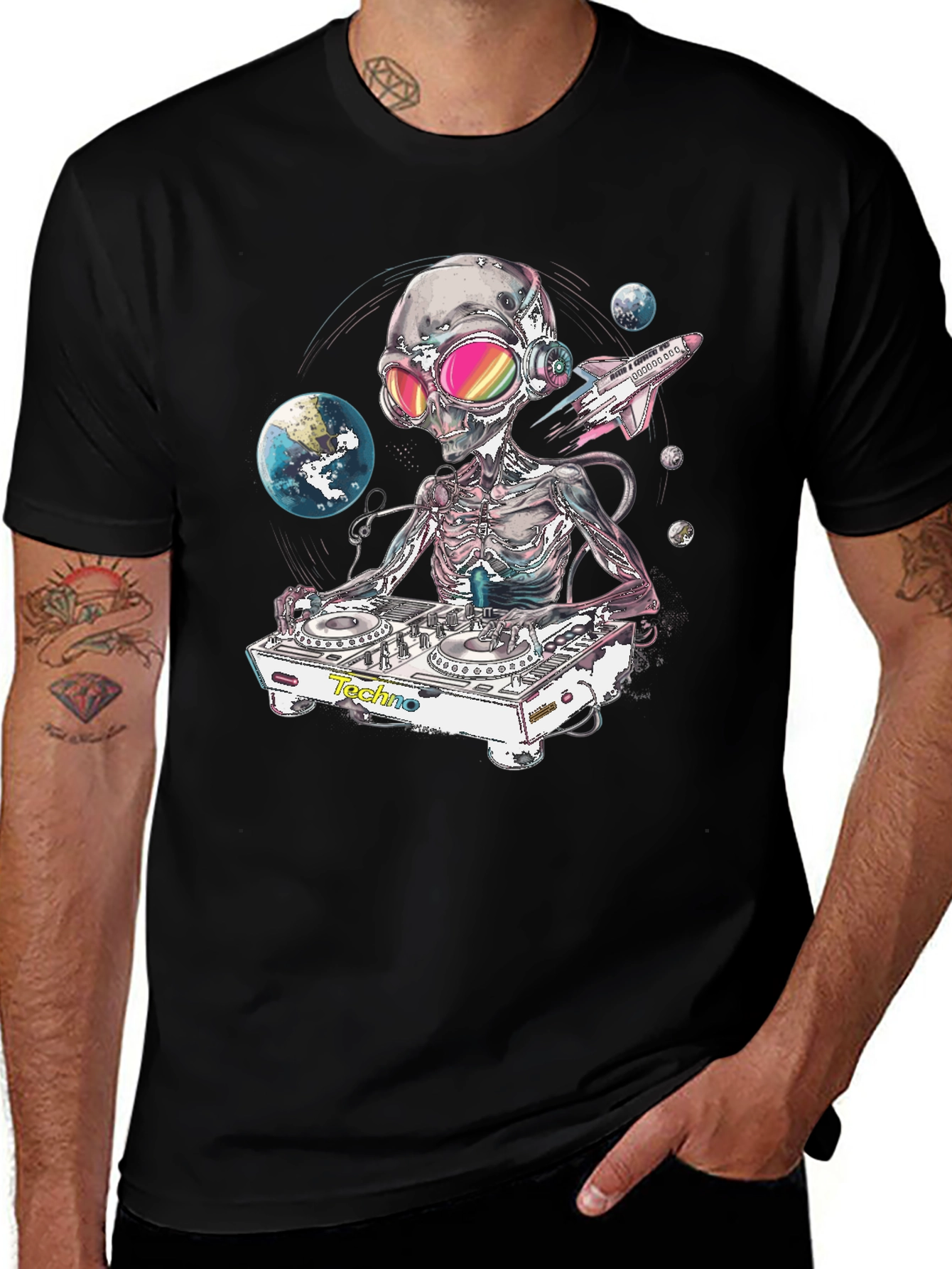 DJ Alien Graphic T-Shirt