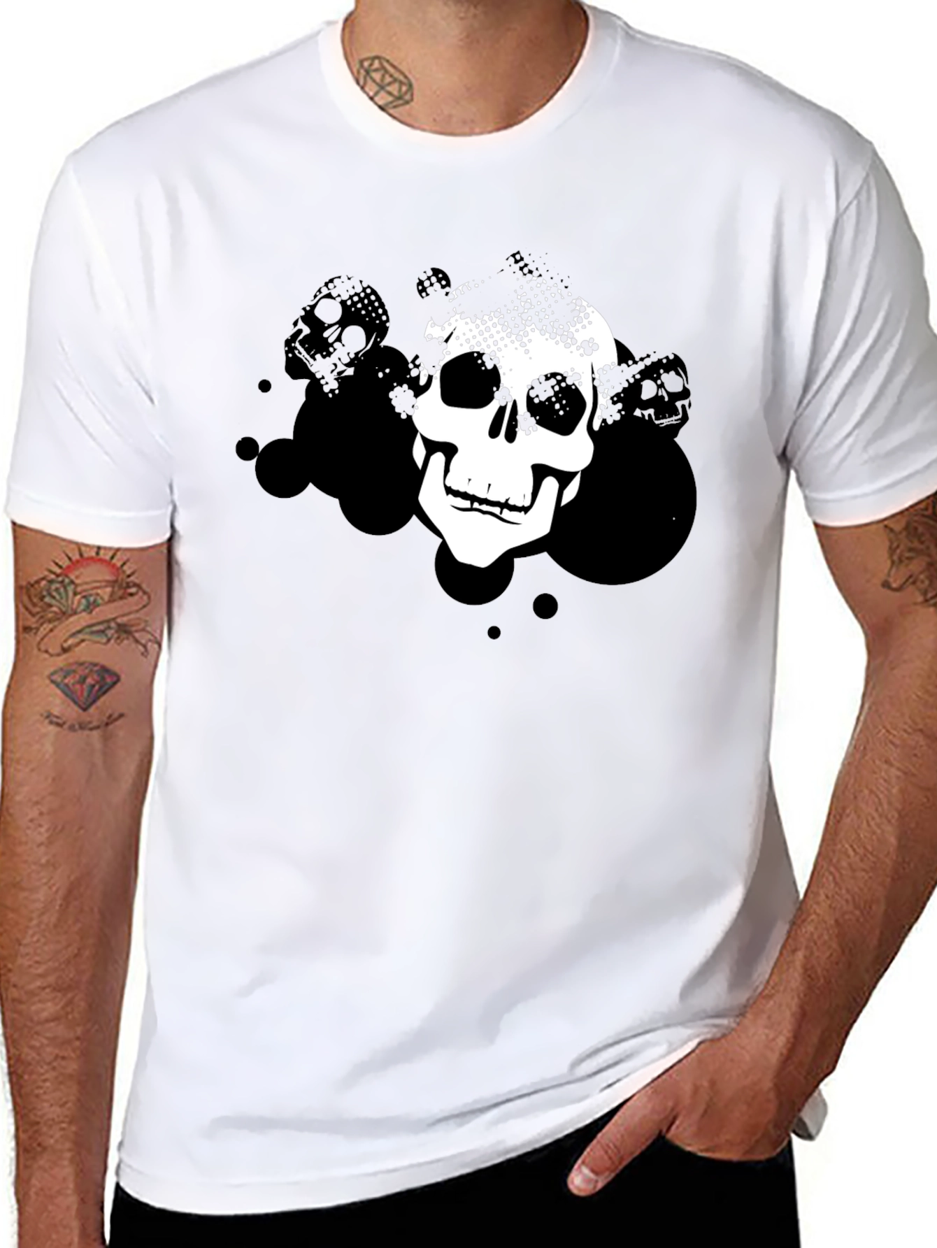Skull Graphic Black T-Shirt - Modern Design