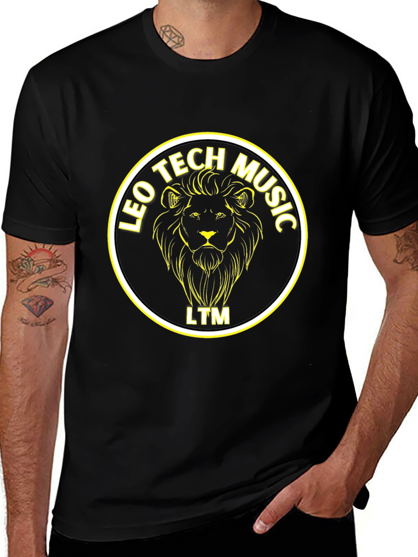 Leo Tech Music Lion Graphic Black T-Shirt
