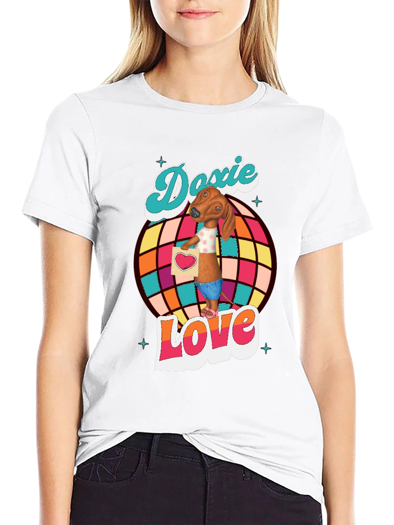 Doxie Love Graphic T-Shirt