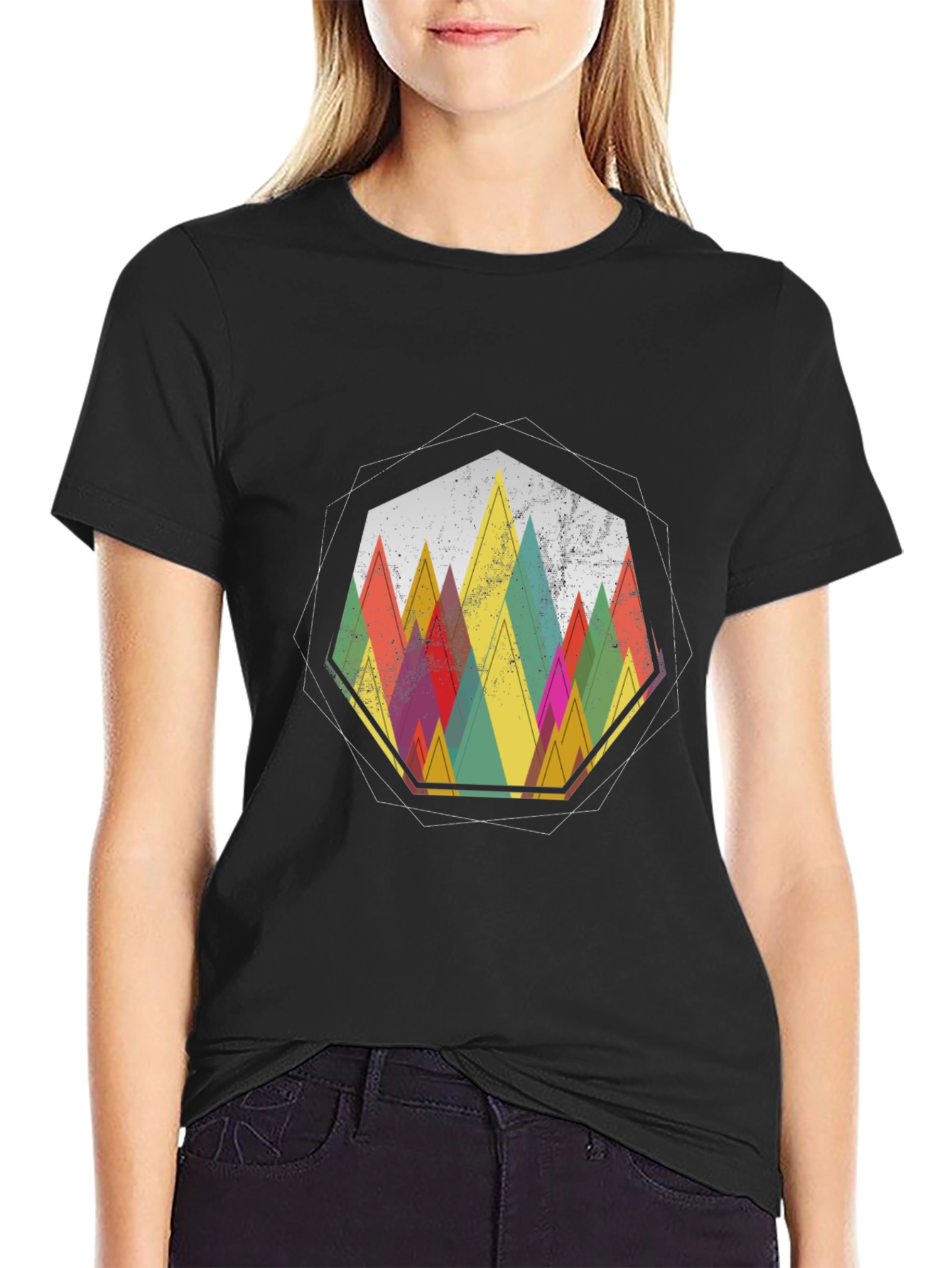 Geometric Mountain Peak T-Shirt - Stylish Graphic Tee