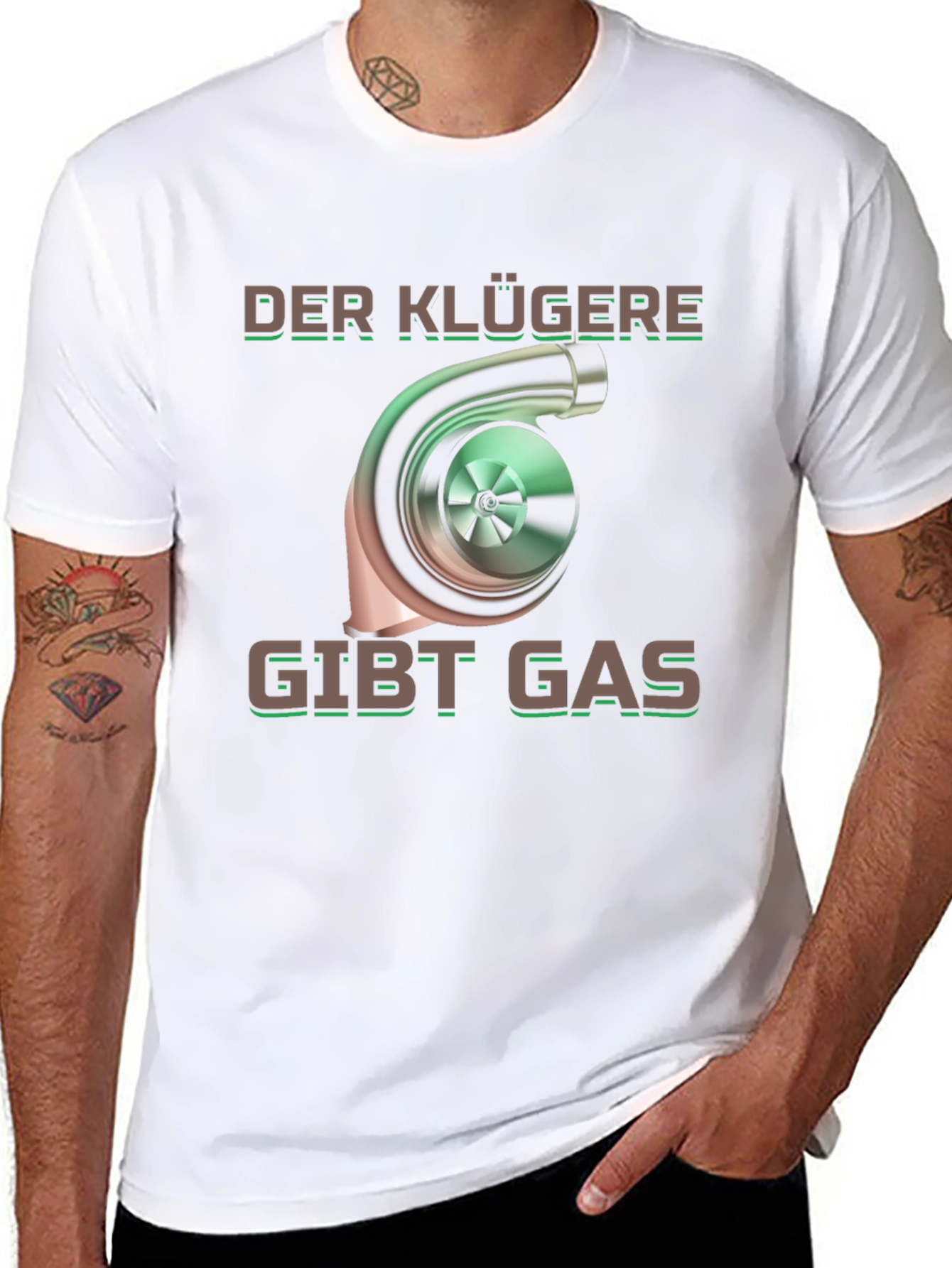 Der Klügere Gibt Gas Turbo T-Shirt