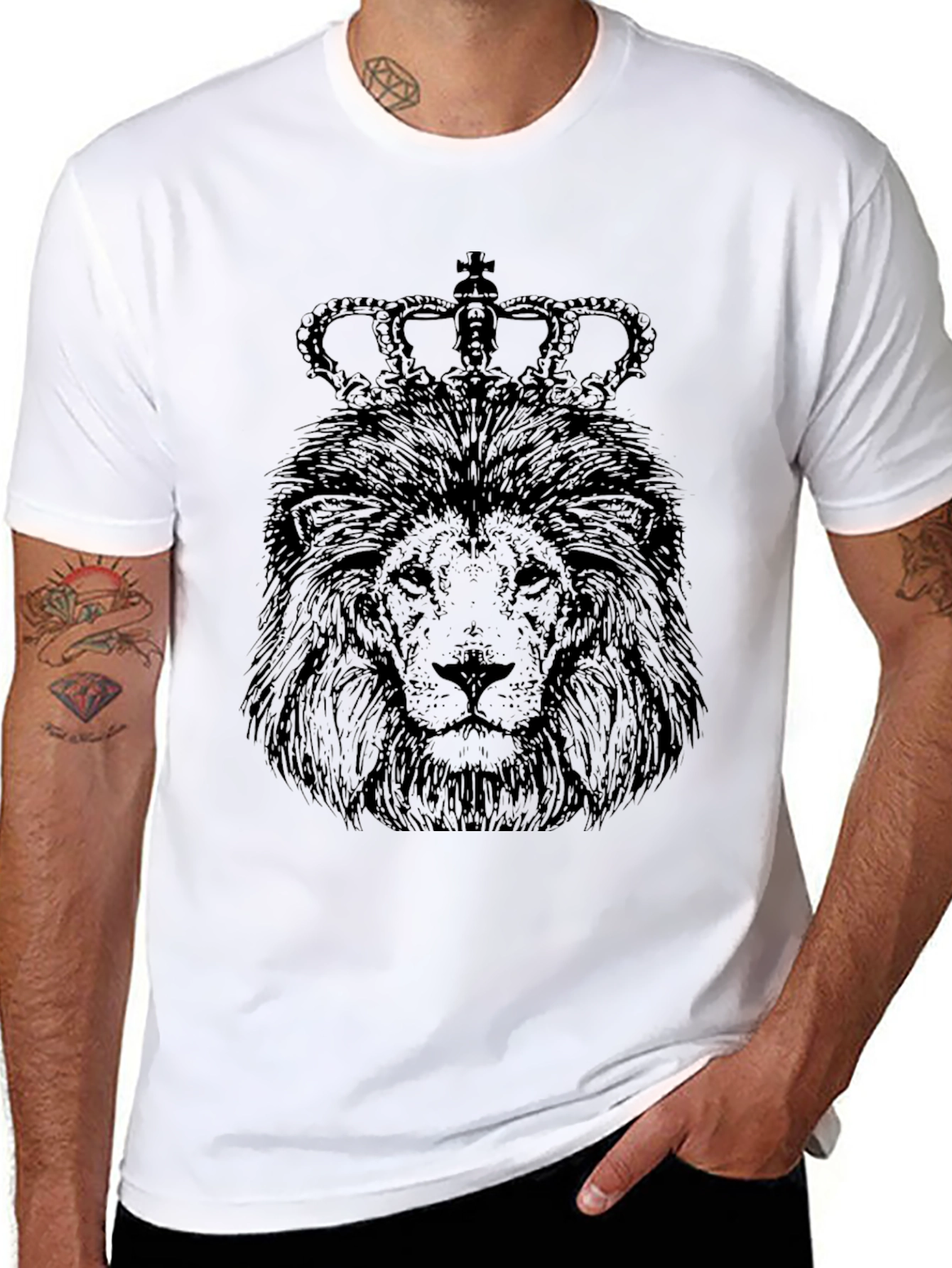 Lion King Graphic Tee - Black Crew Neck