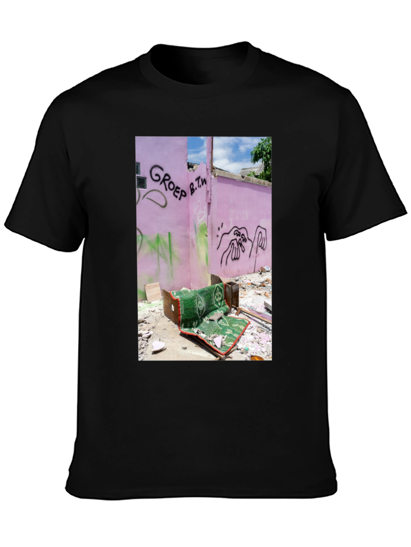 Artistic T-Shirt: Graffiti Pink Wall Design