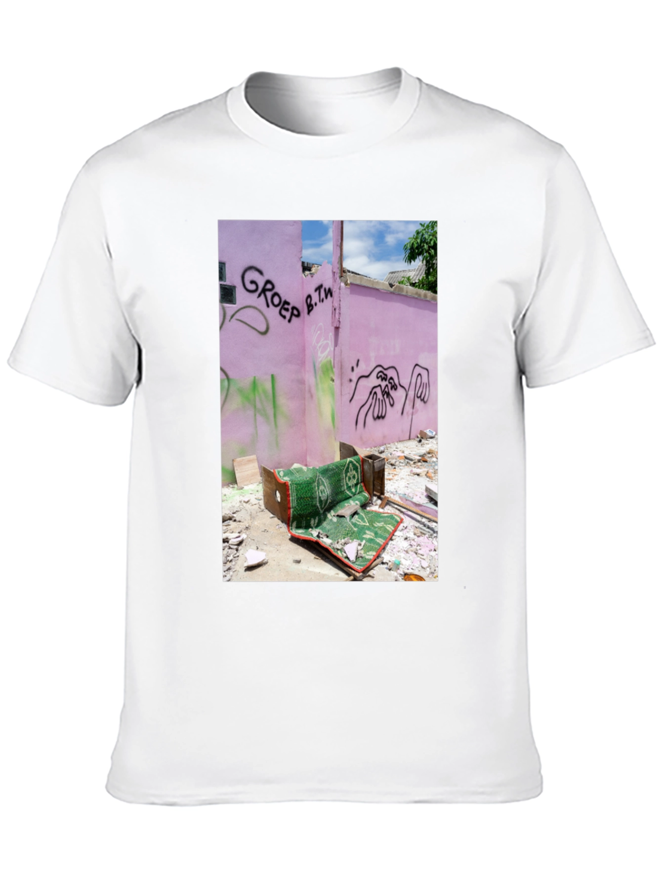 Artistic T-Shirt: Graffiti Pink Wall Design