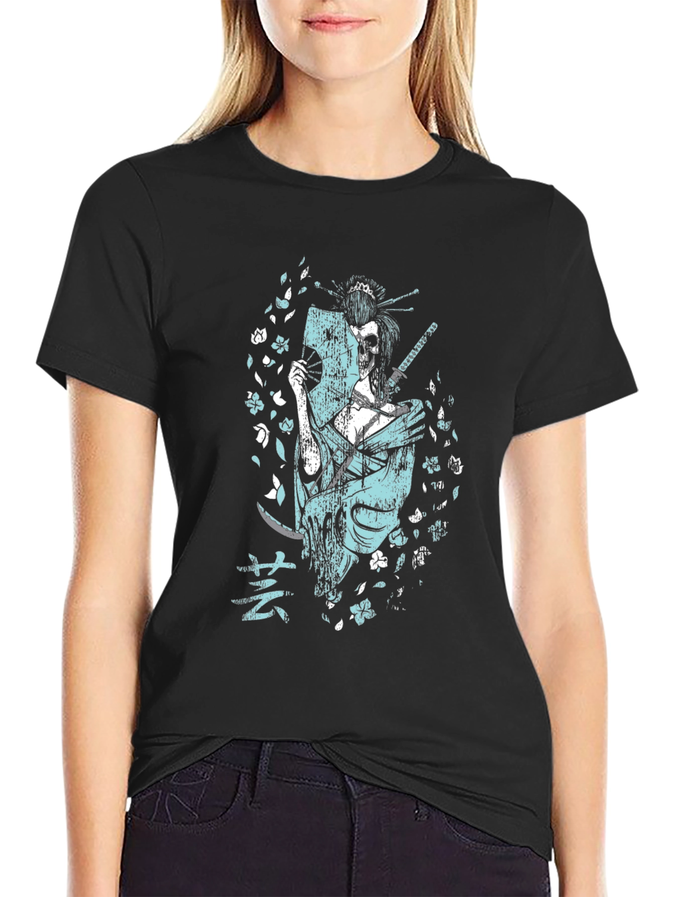 Geisha Skull Graphic Tee - Unique Edgy Design