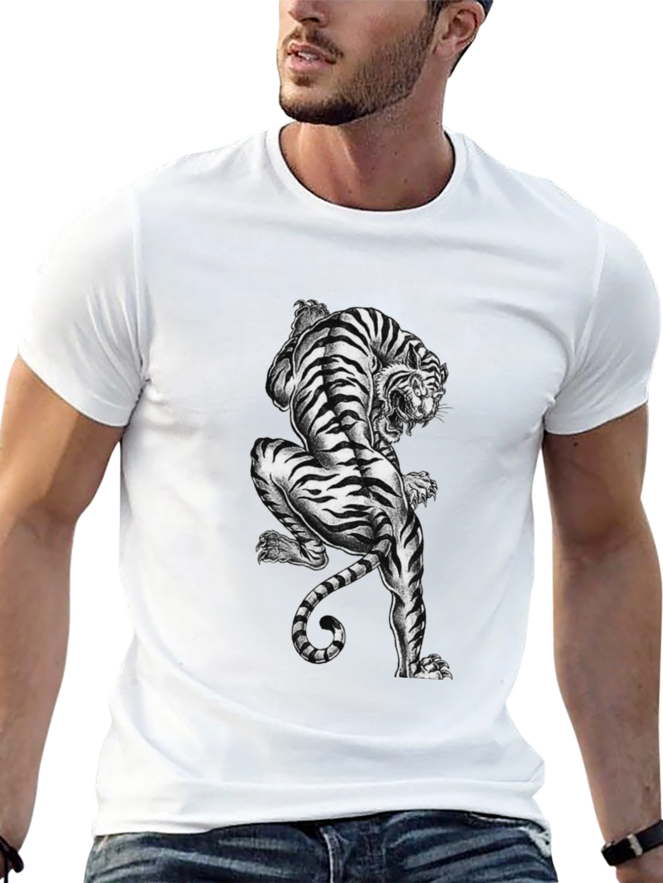 Striking Tiger Graphic Print Black T-Shirt