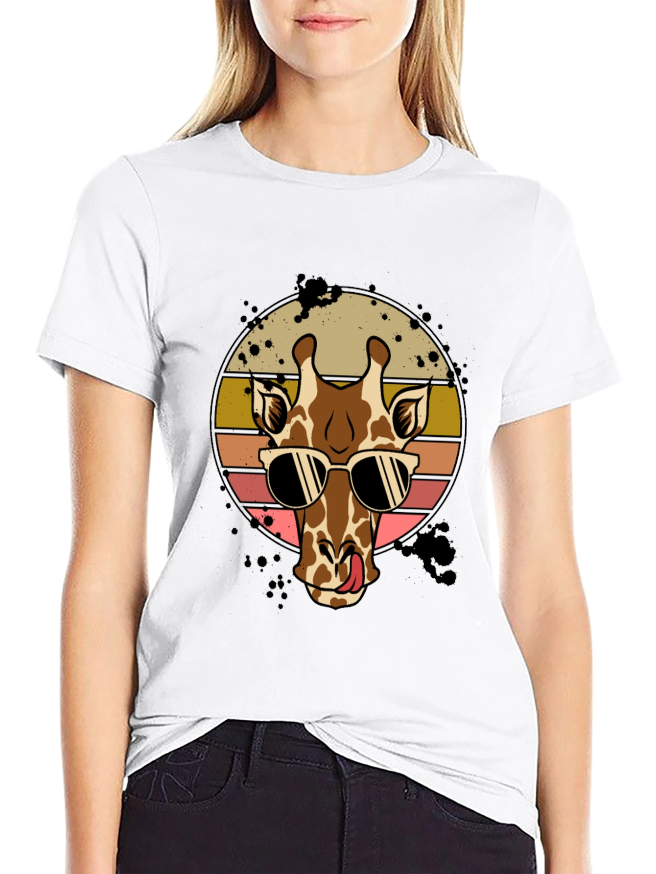 Cool Giraffe T-Shirt - Trendy Animal Graphic Tee
