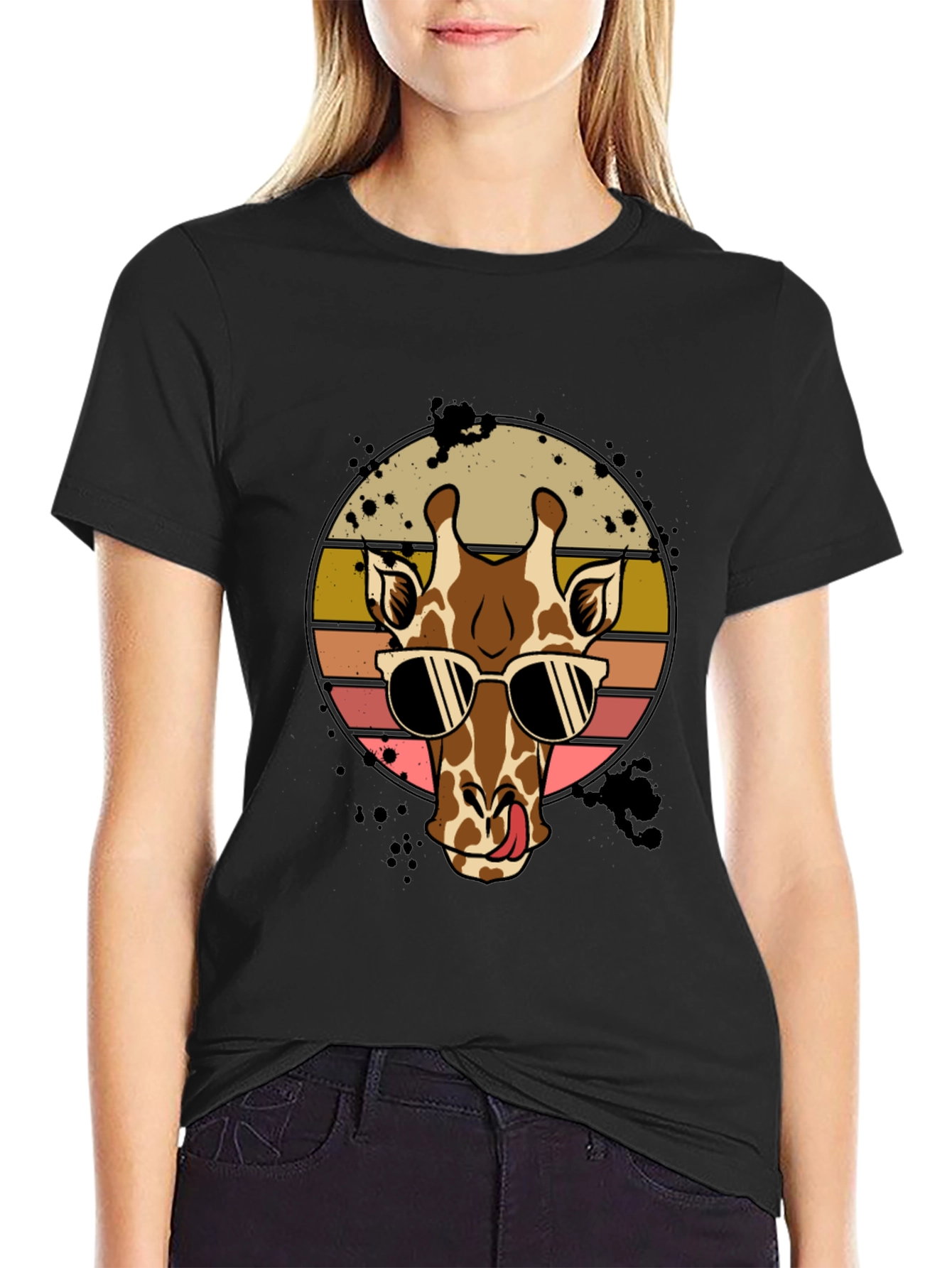 Cool Giraffe T-Shirt - Trendy Animal Graphic Tee