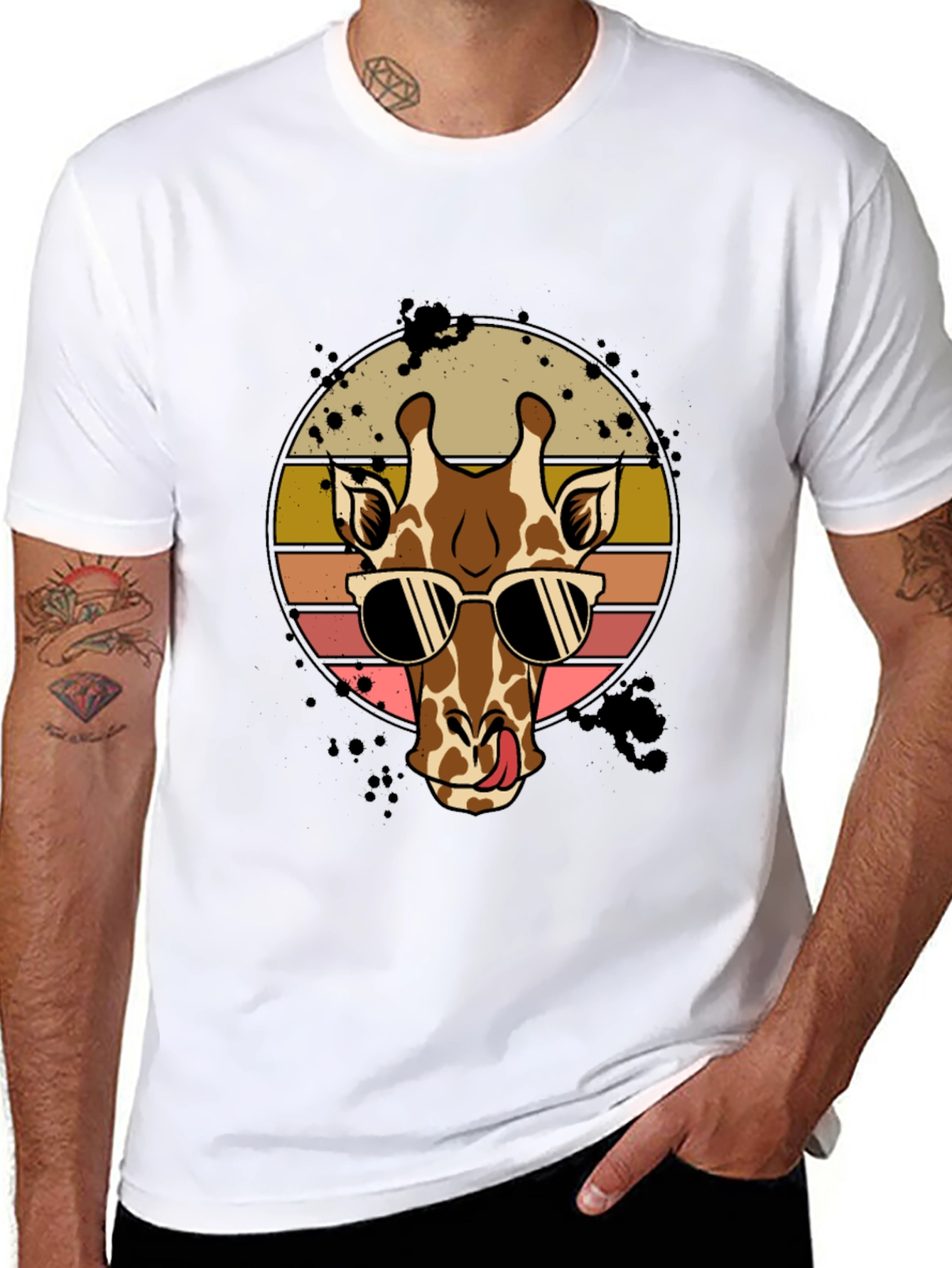 Cool Giraffe T-Shirt - Trendy Animal Graphic Tee