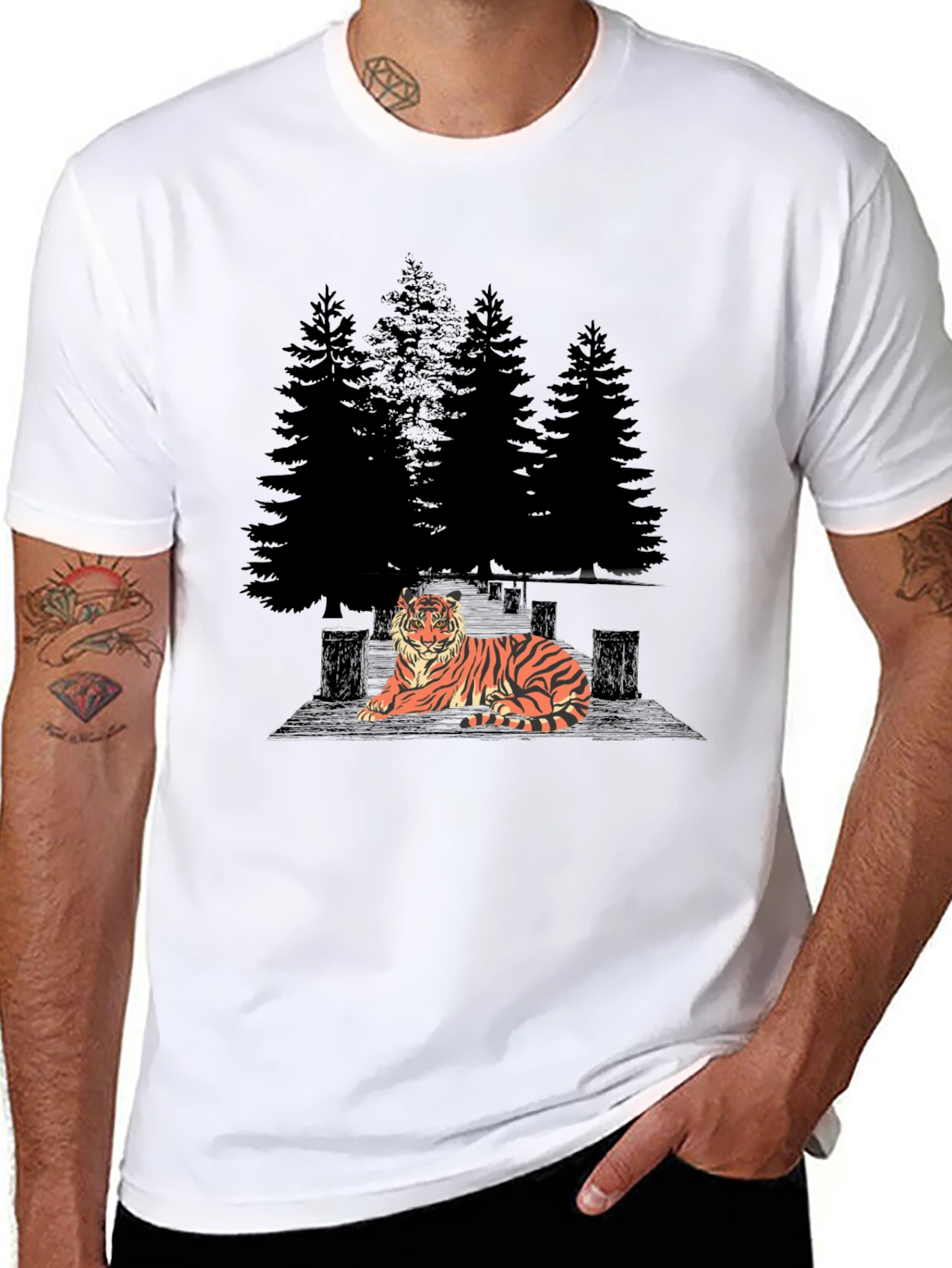 Tiger Forest Graphic Tee - Stylish Black T-Shirt