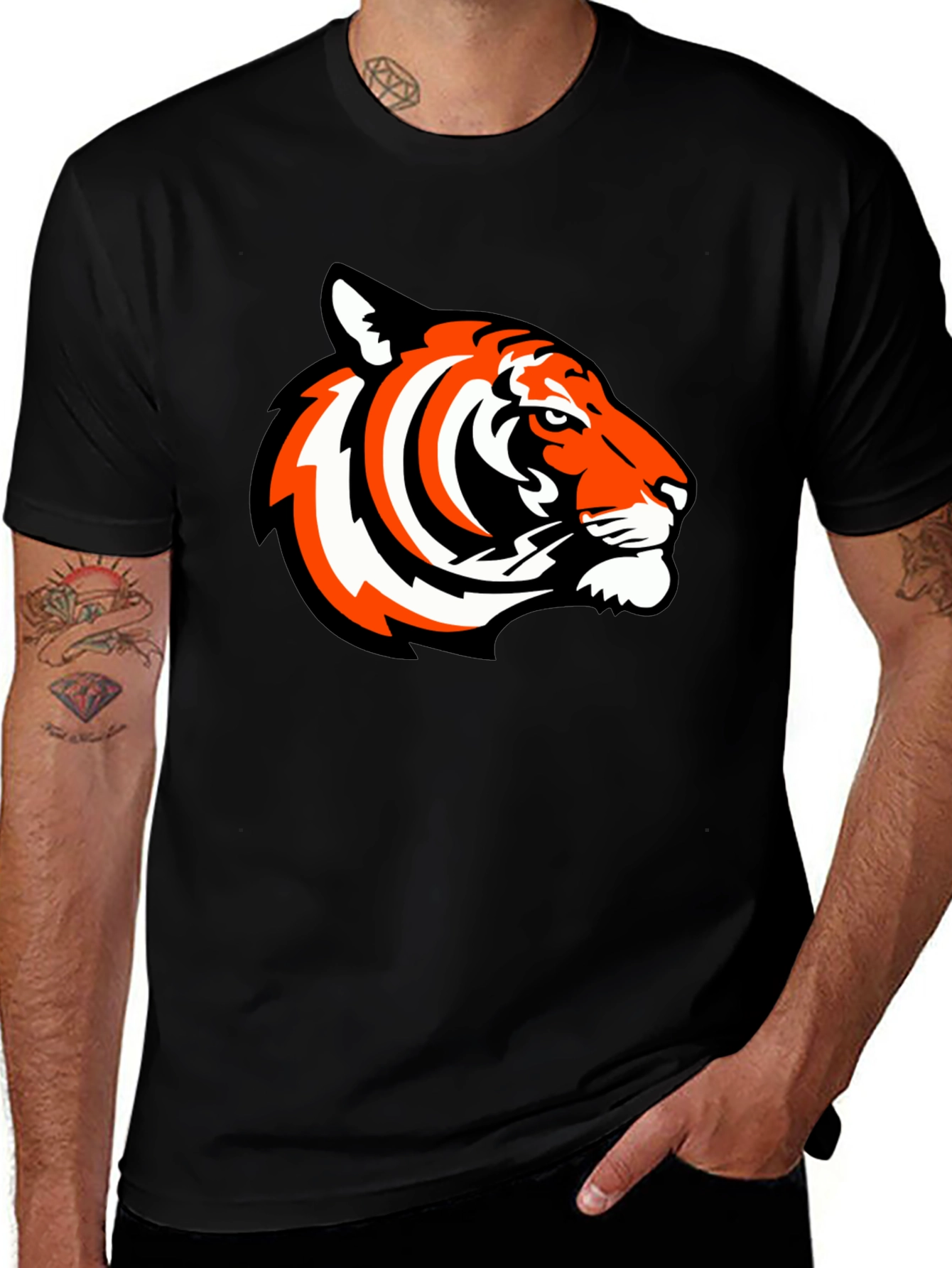 Tiger Graphic Tee - Bold Black T-Shirt