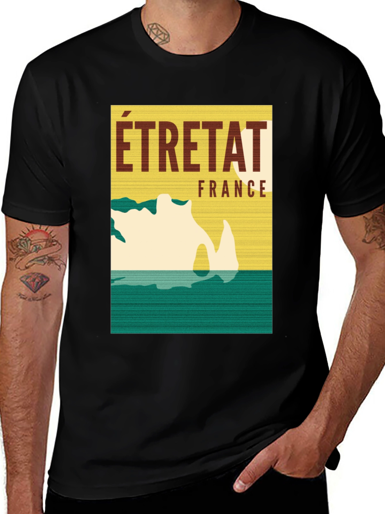 Étretat France Graphic Tee - Coastal Travel T-Shirt